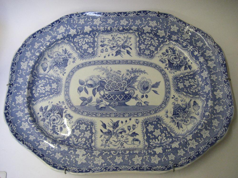 Appraisal: A LARGE SPODE EARTHENWARE MEAT PLATE early th century of