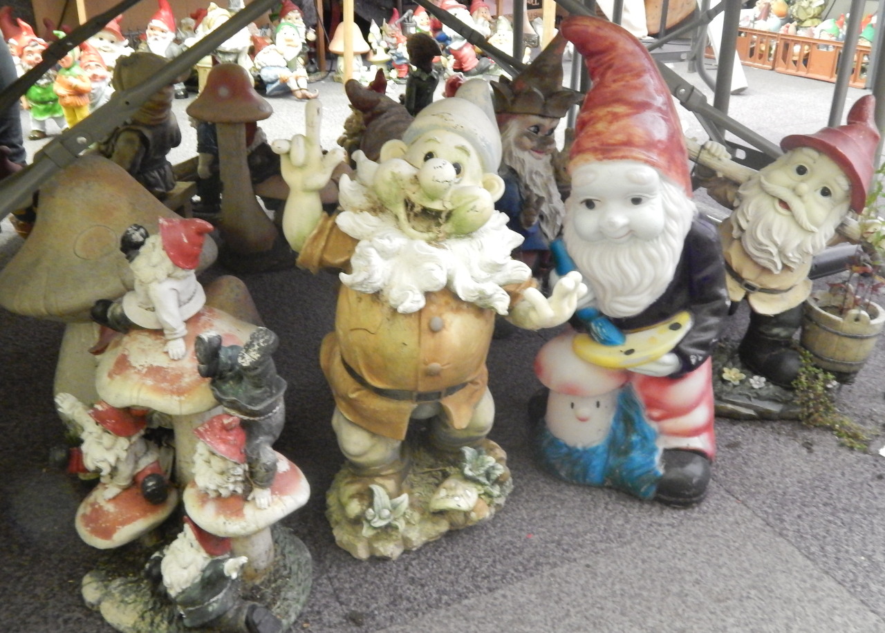 Appraisal: A quantity of mainly plastic outdoor garden gnomes to include