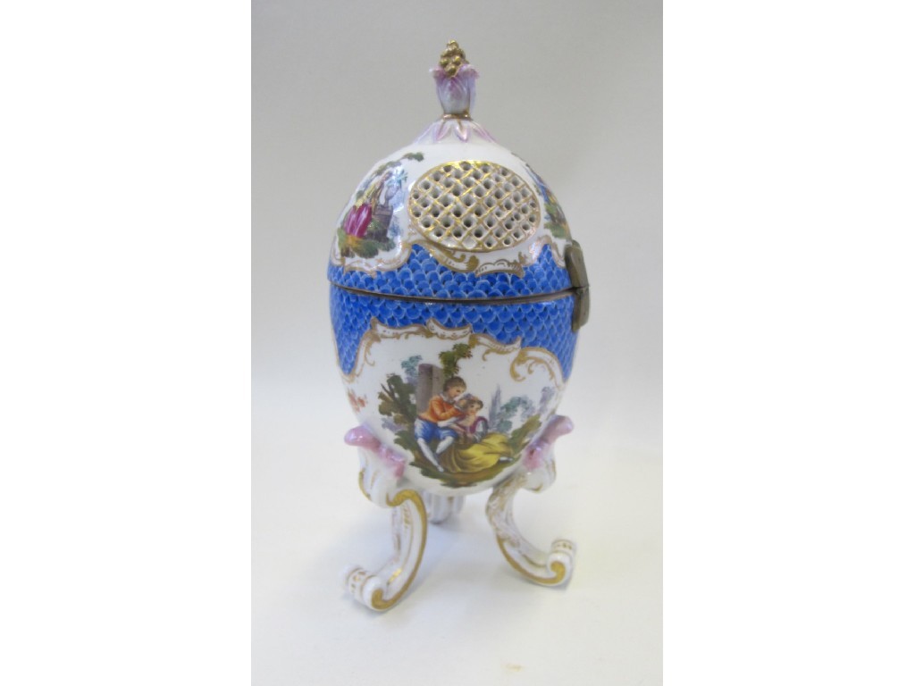 Appraisal: Continental egg shaped pot pourri