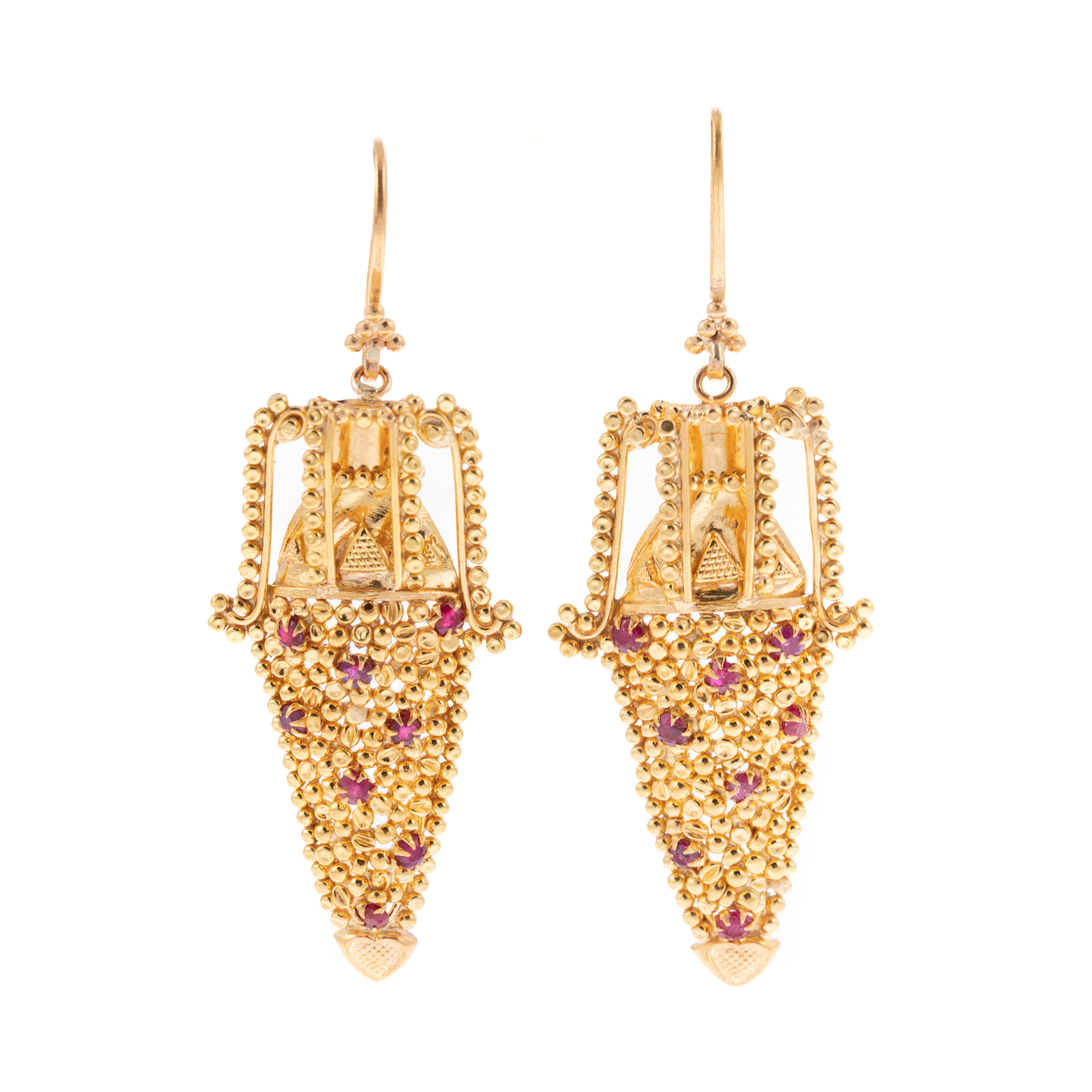 Appraisal: A PAIR OF AMPHORA EARRINGS IN K K yellow gold