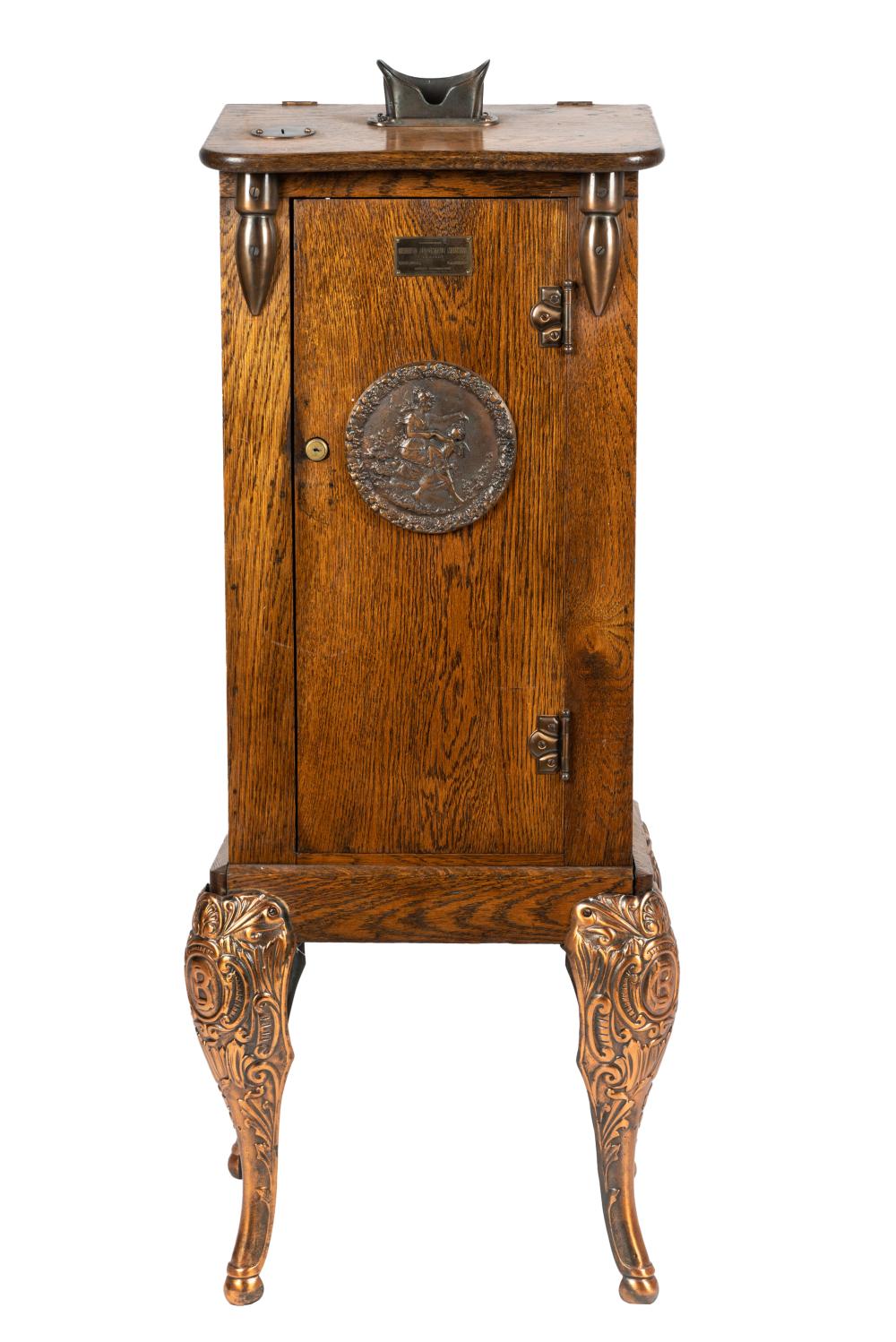 Appraisal: MUTOSCOPEBennett Automatic Machine Company Chicago oak case with key Provenance