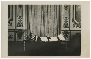 Appraisal: Houdini Harry Ehrich Weiss Photograph of Houdini Restrained in a