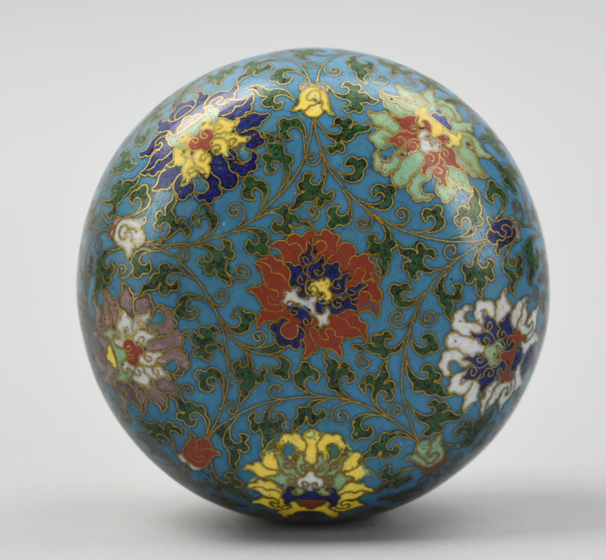 Appraisal: CHINESE CIRCULAR CLOISONNE BOX W FLOWERS TH C A Chinese