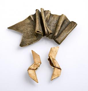 Appraisal: Mignon Faget New Orleans - Pair of Flying Banner Gilt