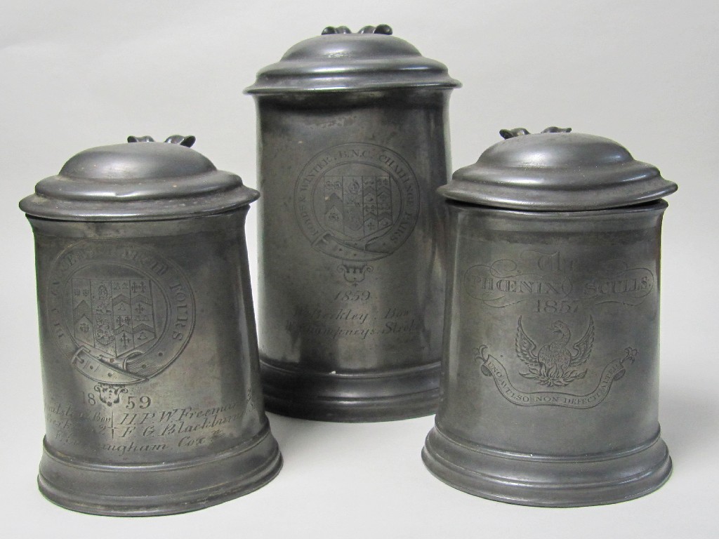 Appraisal: Three pewter tankards two engraved with Brasenuse coat of arms