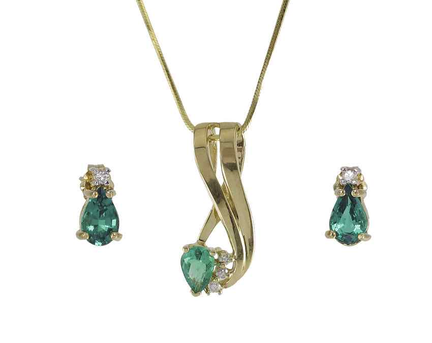 Appraisal: EMERALD DIAMOND NECKLACE WITH EARRINGS K yellow gold necklace with