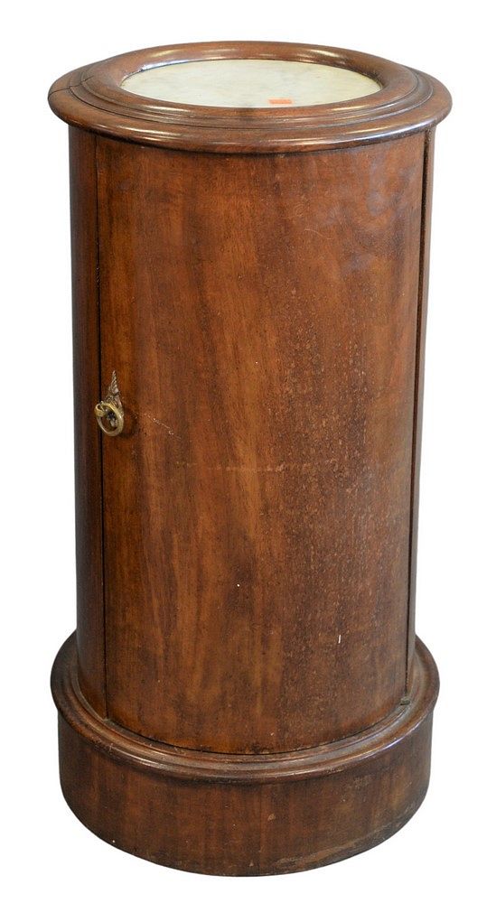 Appraisal: George IV Mahogany Pot Stand having inset marble top height