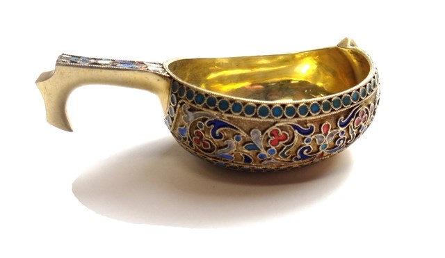 Appraisal: A cloisonne enameled small kovsh indistinctly marked possibly Moscow and