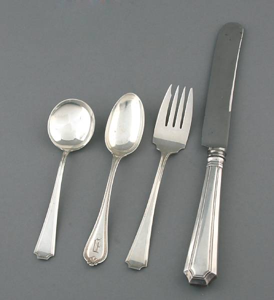 Appraisal: An assorted group of silver flatware comprising six teaspoons eight