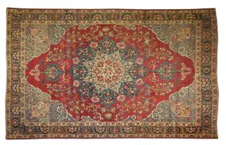 Appraisal: A SAROUK FEREGHAN RUG A SAROUK FEREGHAN RUG West Persia