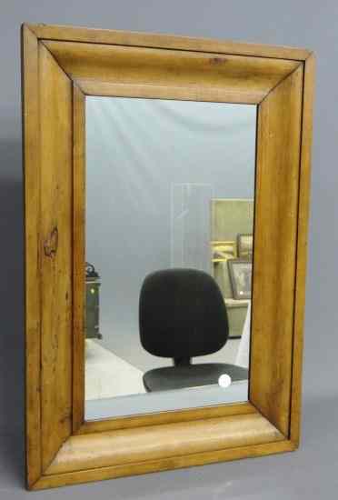 Appraisal: th c ogee mirror '' x ''