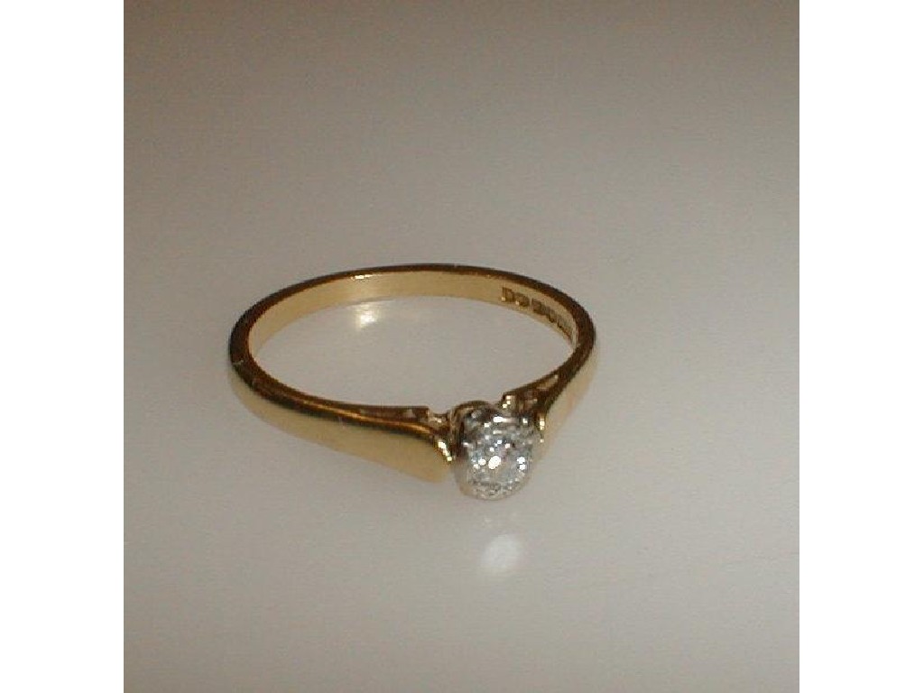 Appraisal: A small diamond solitaire in ct gold