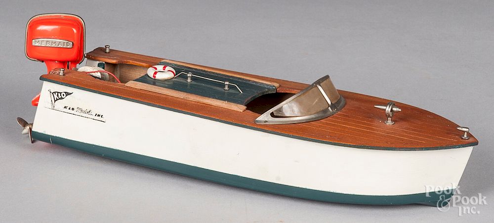 Appraisal: K O battery operated wooden toy boat K O battery