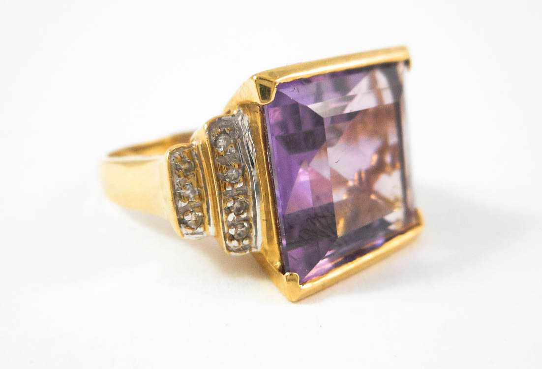 Appraisal: PURPLE AMETHYST AND DIAMOND RING k yellow gold and k