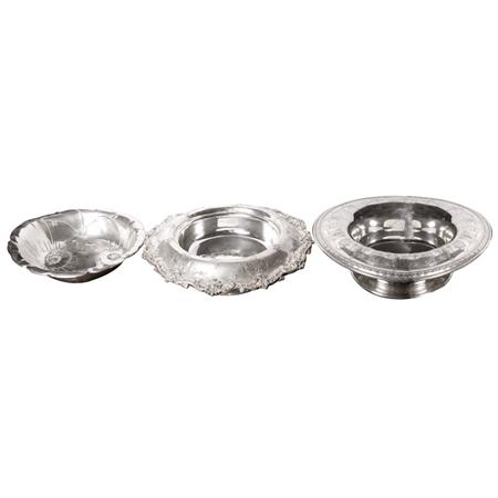 Appraisal: Group of Three Sterling Silver Center Bowls Estimate -