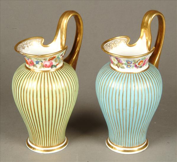 Appraisal: A pair of English porcelain Etruscan style ewers possibly Worcester