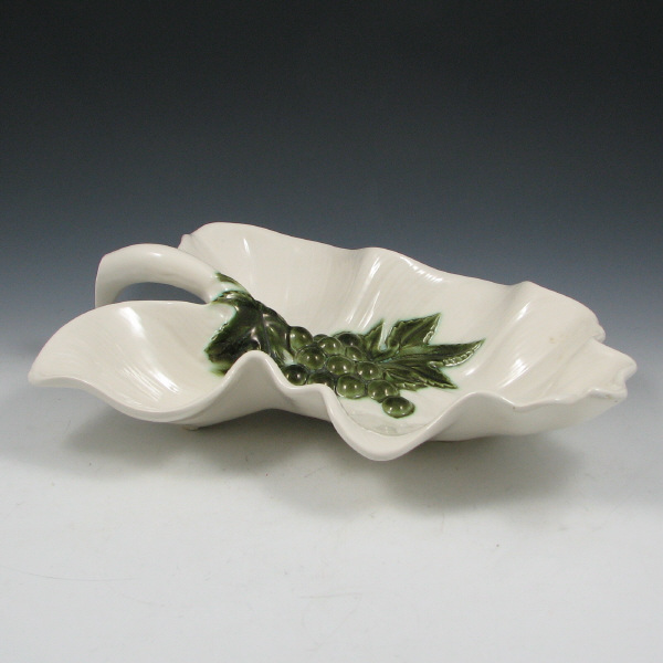 Appraisal: Hull Tokay Leaf Dish - Mint Hull Tokay leaf dish