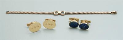 Appraisal: kt gold jewelry two pairs cufflinks one pair with oval