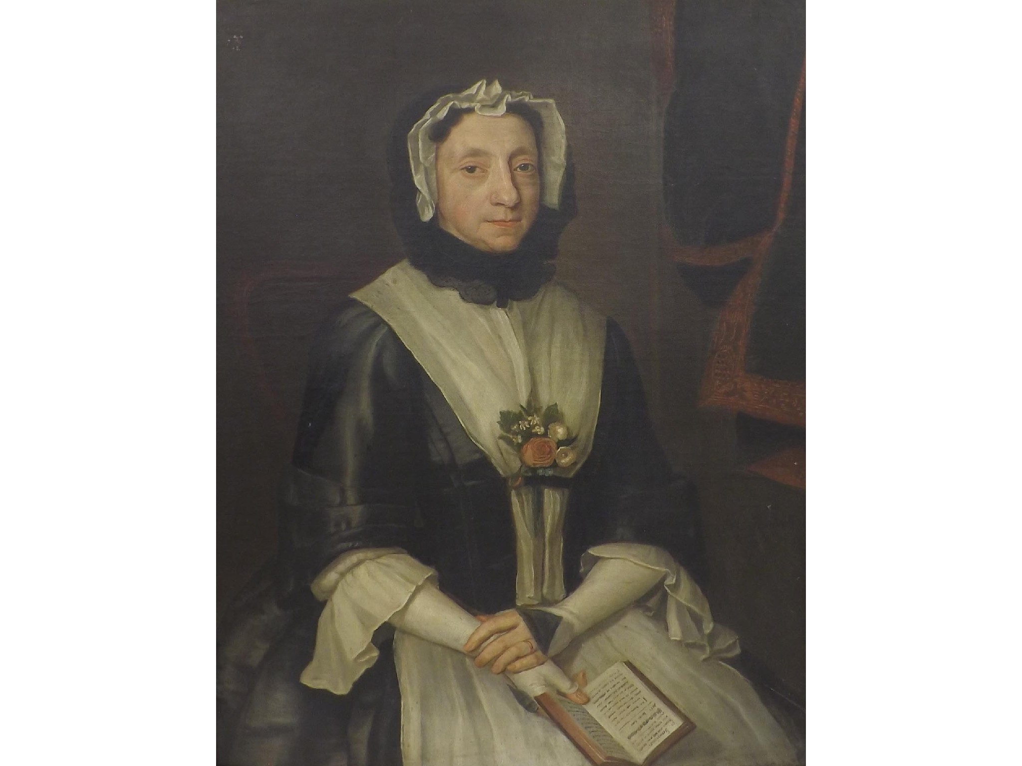 Appraisal: English School th century - Portrait of a lady three-quarter