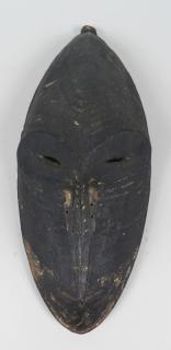 Appraisal: Sepik River New Guinea mask Sepik River New Guinea mask