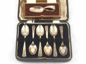 Appraisal: A boxed set of six silver tea spoons Sheffield gms