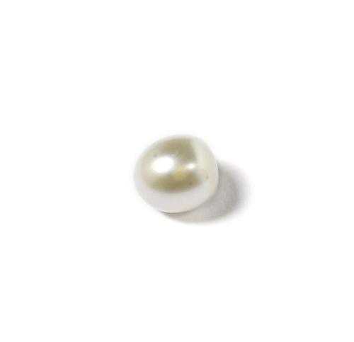 Appraisal: UNMOUNTED PEARL Natural pearl slightly ovoid x mm and ct