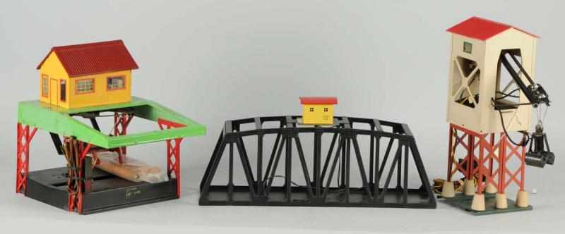 Appraisal: Lot of American Flyer S-Gauge Accessories Includes one bridge one