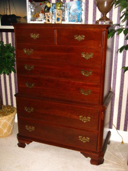 Appraisal: Ethan Allen Chest on Chest two drawers over three graduated