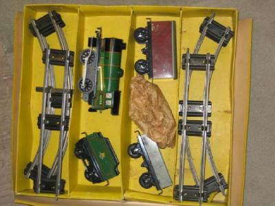 Appraisal: A Hornby clockwork No goods train set with Type -