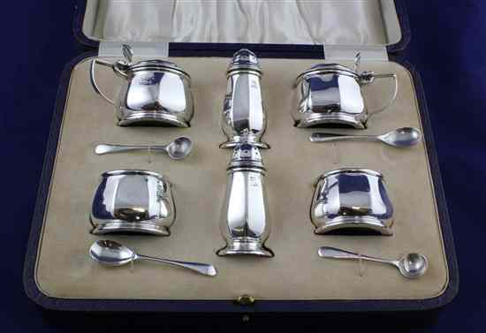 Appraisal: A cased George V six piece silver condiment set of