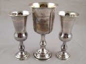 Appraisal: A pair of silver kiddush cups by M S London