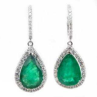 Appraisal: Approx Carat Pear Shape Colombian Emerald Carat Round Brilliant Cut