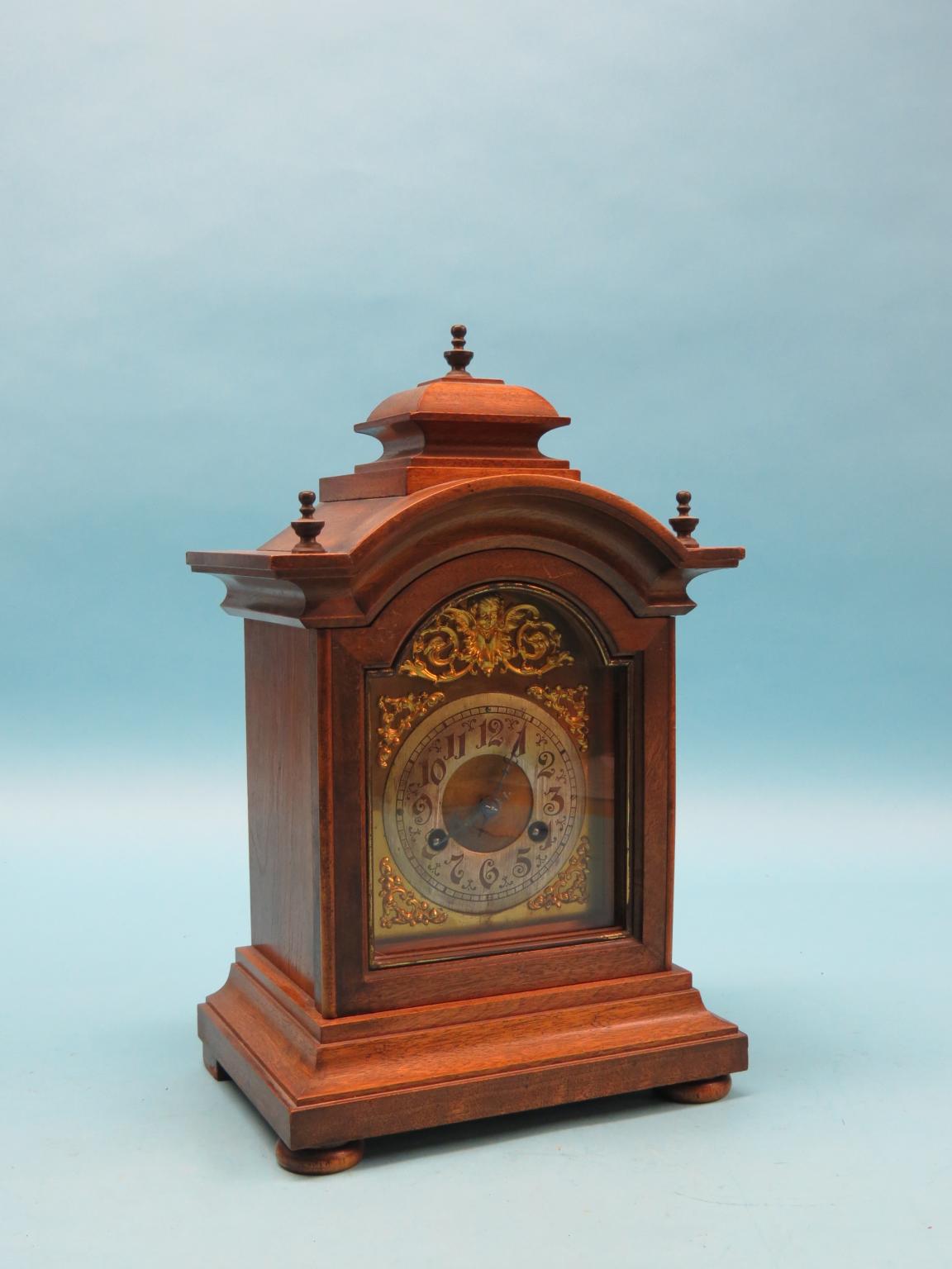 Appraisal: A late th century walnut mantel clock traditional arched dial