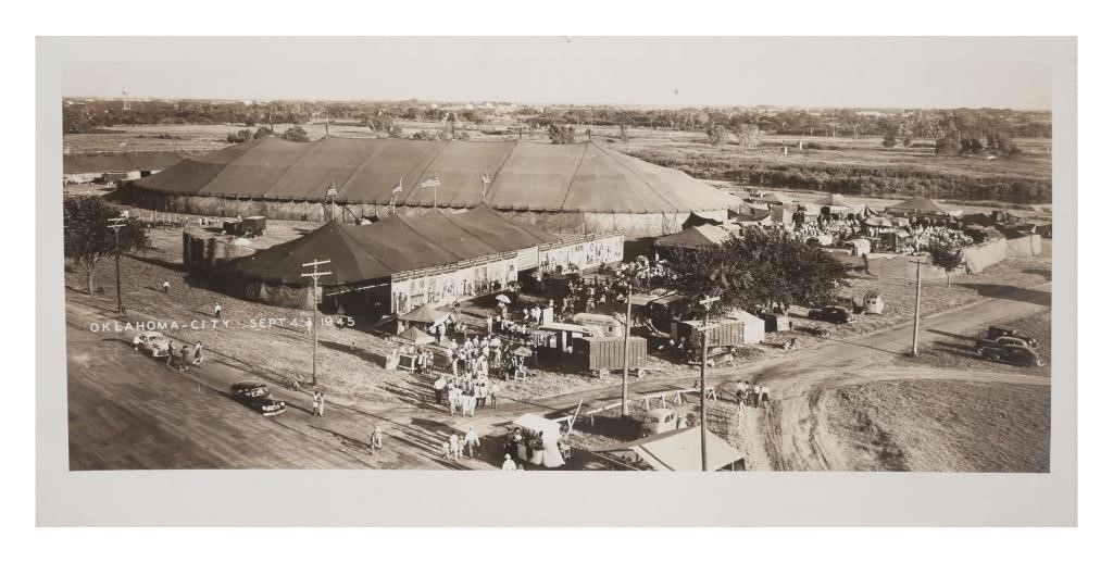 Appraisal: Mounted gelatin silver print photograph of a traveling circa as