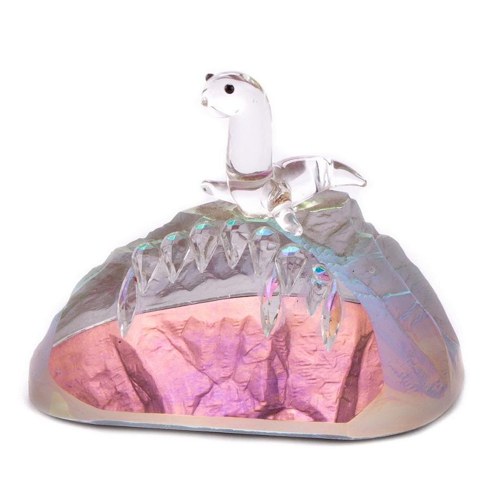 Appraisal: A glass paperweight An charming opalescent glass paperweight depicting a