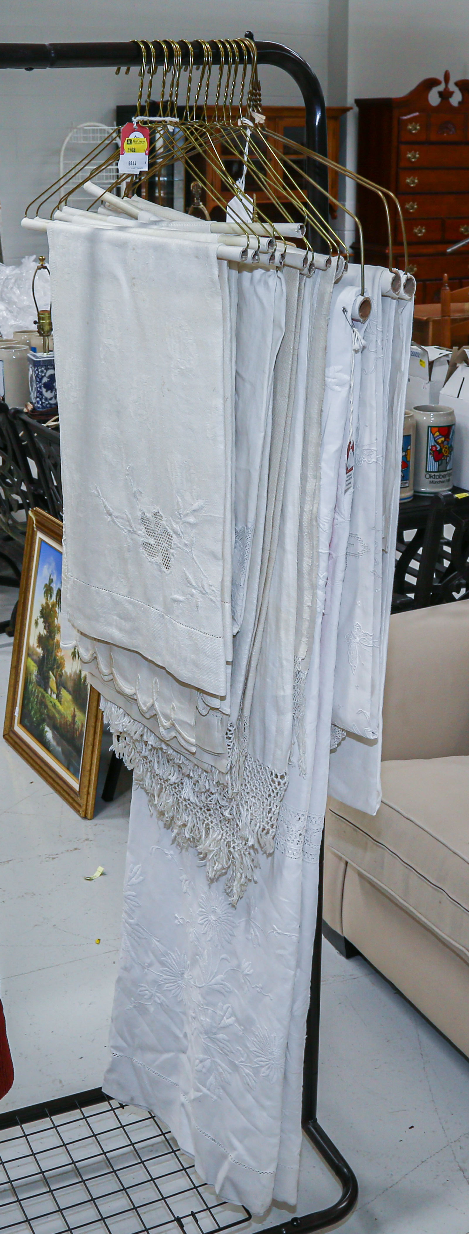 Appraisal: ASSORTMENT OF LINEN TABLE CLOTHS