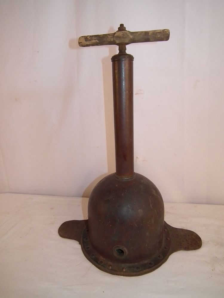 Appraisal: ANTIQUE COPPER DIVER PUMP Antique copper diver's pump with wood