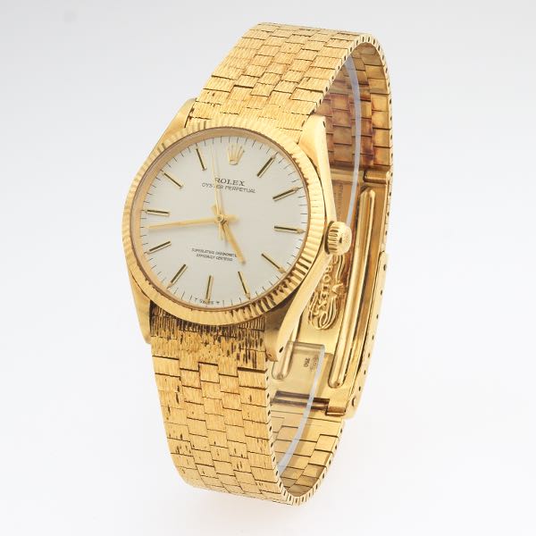 Appraisal: GENTLEMEN'S ROLEX SOLID K GOLD OYSTER PERPETUAL SUPERLATIVE CHRONOMETER mm