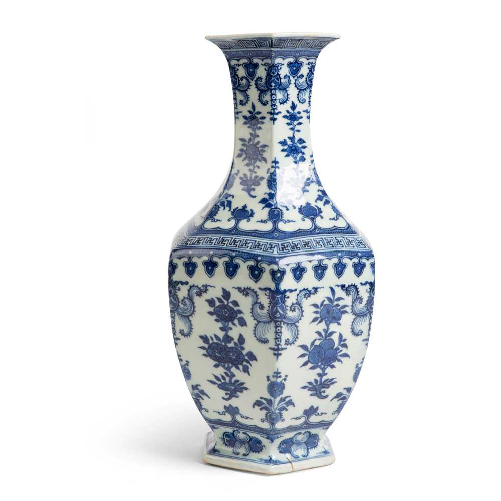 Appraisal: BLUE AND WHITE HEXAGONAL VASE QING DYNASTY TH- TH CENTURY