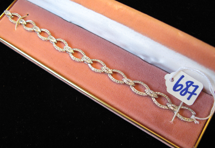 Appraisal: DIAMOND AND EIGHTEEN KARAT WHITE GOLD BRACELET - inch with