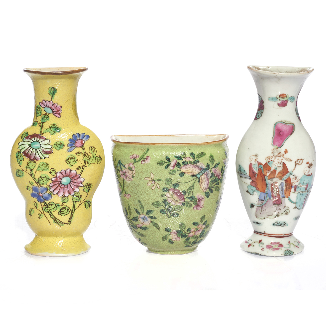 Appraisal: LOT OF CHINESE FAMILLE ROSE WALL VASES lot of Chinese