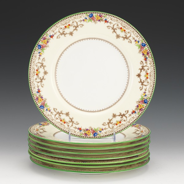 Appraisal: SET OF EIGHT MINTON SHAFTESBURY PATTERN DINNER PLATES diameter Minton