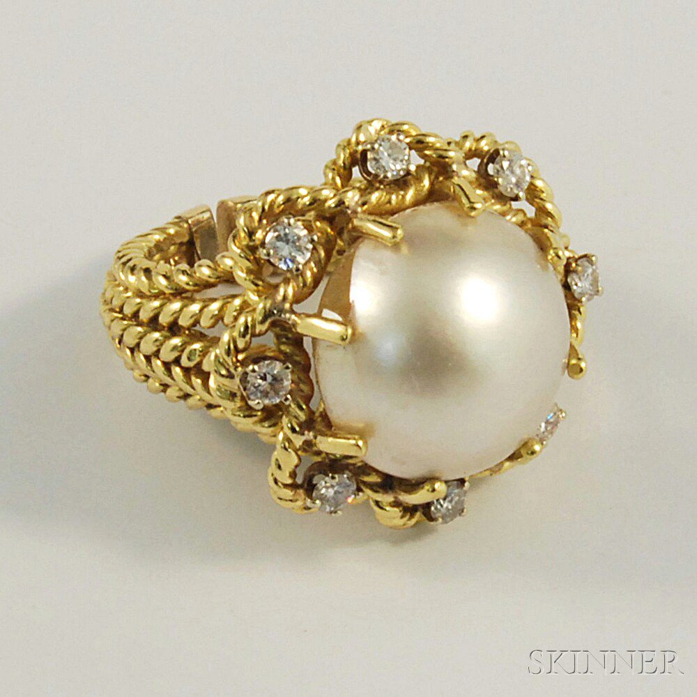 Appraisal: kt Gold Mabe Pearl and Diamond Cocktail Ring the band