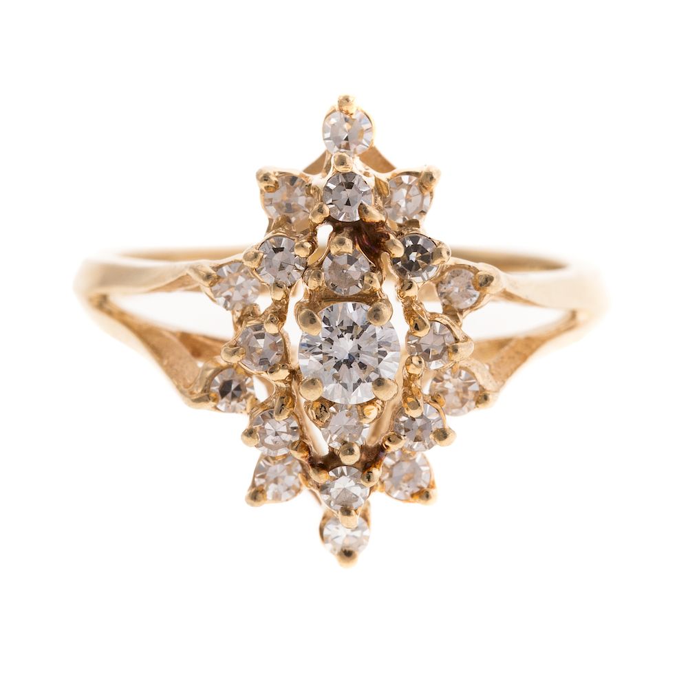 Appraisal: A Ladies Diamond Cluster Ring in K K yellow gold