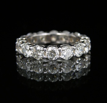 Appraisal: k White Gold and Diamond Eternity Band Carat Eternity ring