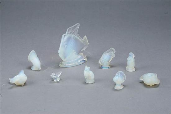 Appraisal: NINE SABINO FIGURES France - art glass Largest is a