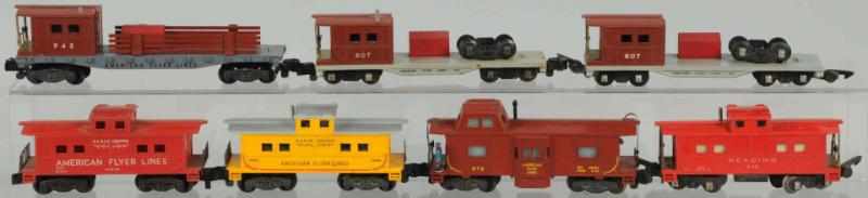 Appraisal: Lot of American Flyer S-Gauge Cabooses American Various conditions Includes