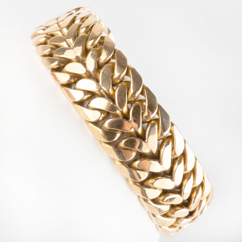 Appraisal: k Gold Link Bracelet Stamped ' k' in dwts Condition