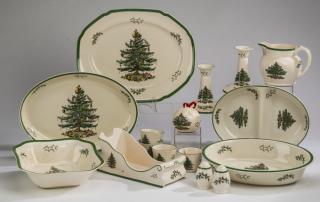 Appraisal: Spode porcelain table accessories in the 'Christmas Tree' pattern comprising