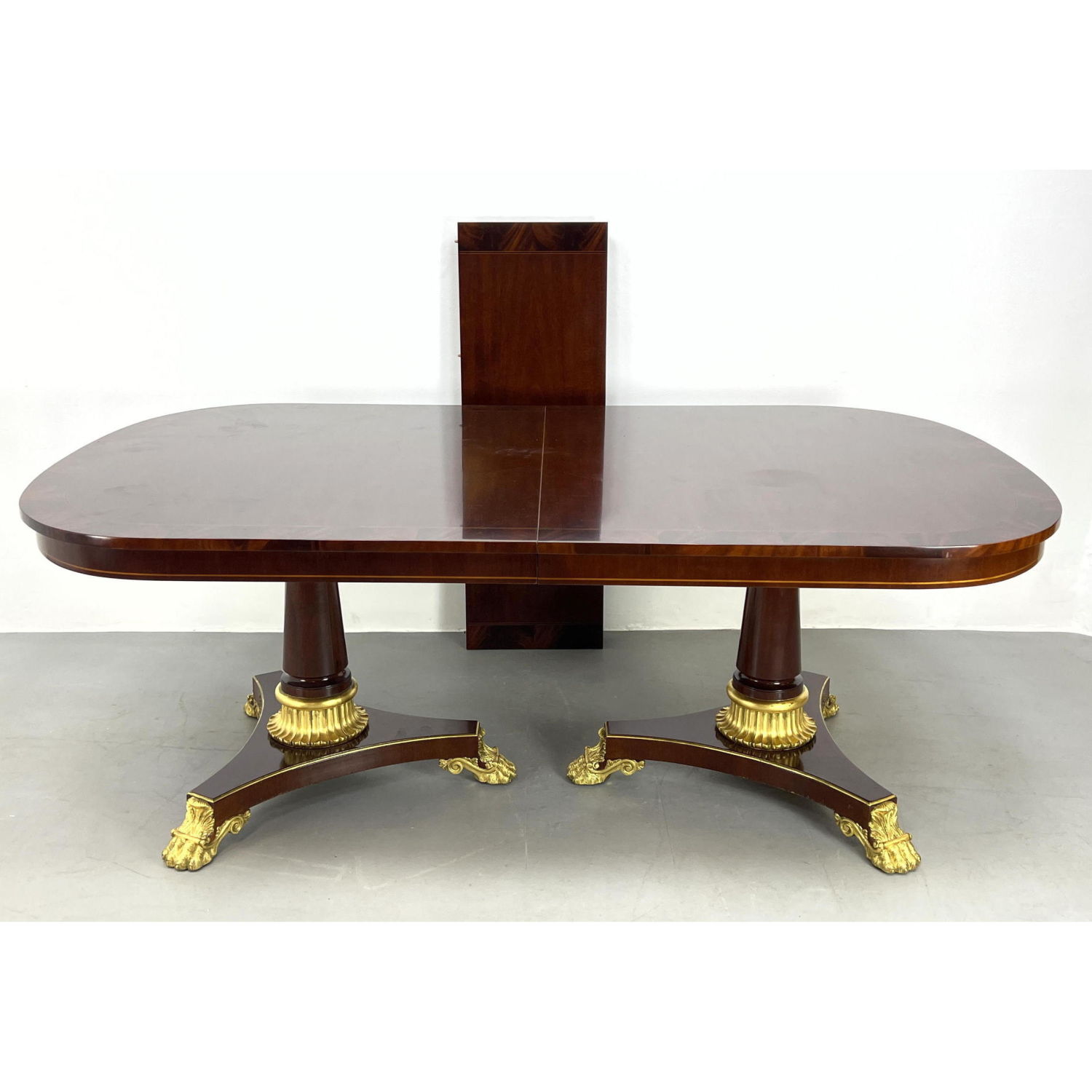 Appraisal: KINDEL Classic Form Dining Table Winterthur Gold Highlights Banded Includes